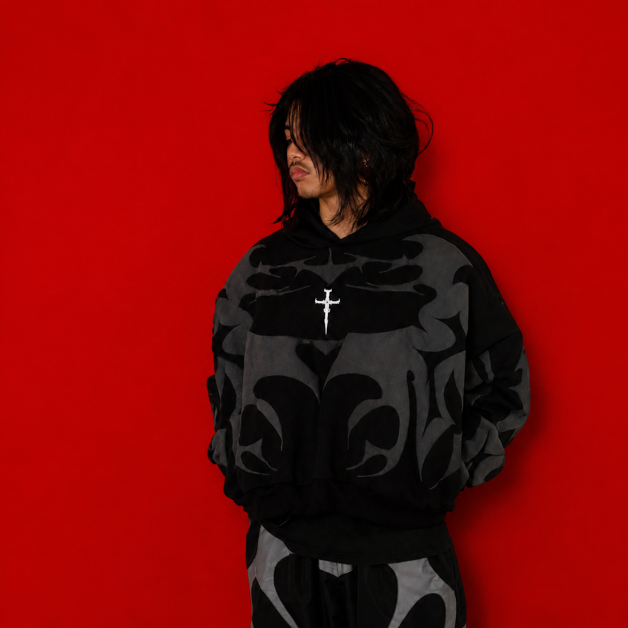 DEPTH HOODIE